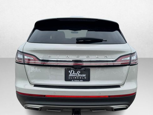 Certified 2022 Lincoln Nautilus Reserve w/ Equipment Group 201A image 6