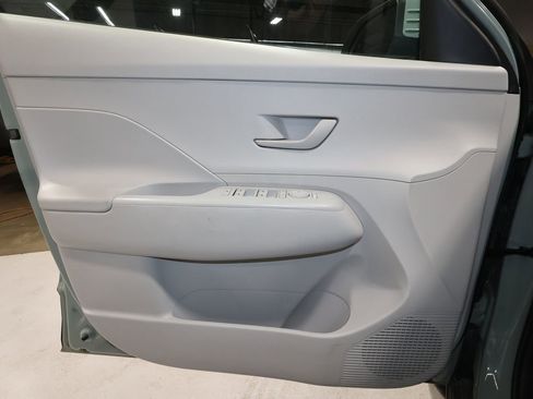 Used 2025 Hyundai Kona SEL image 21