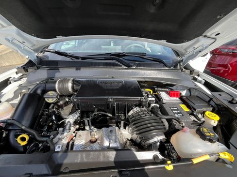 Used 2025 Jeep Compass Limited AWD/4WD image 33