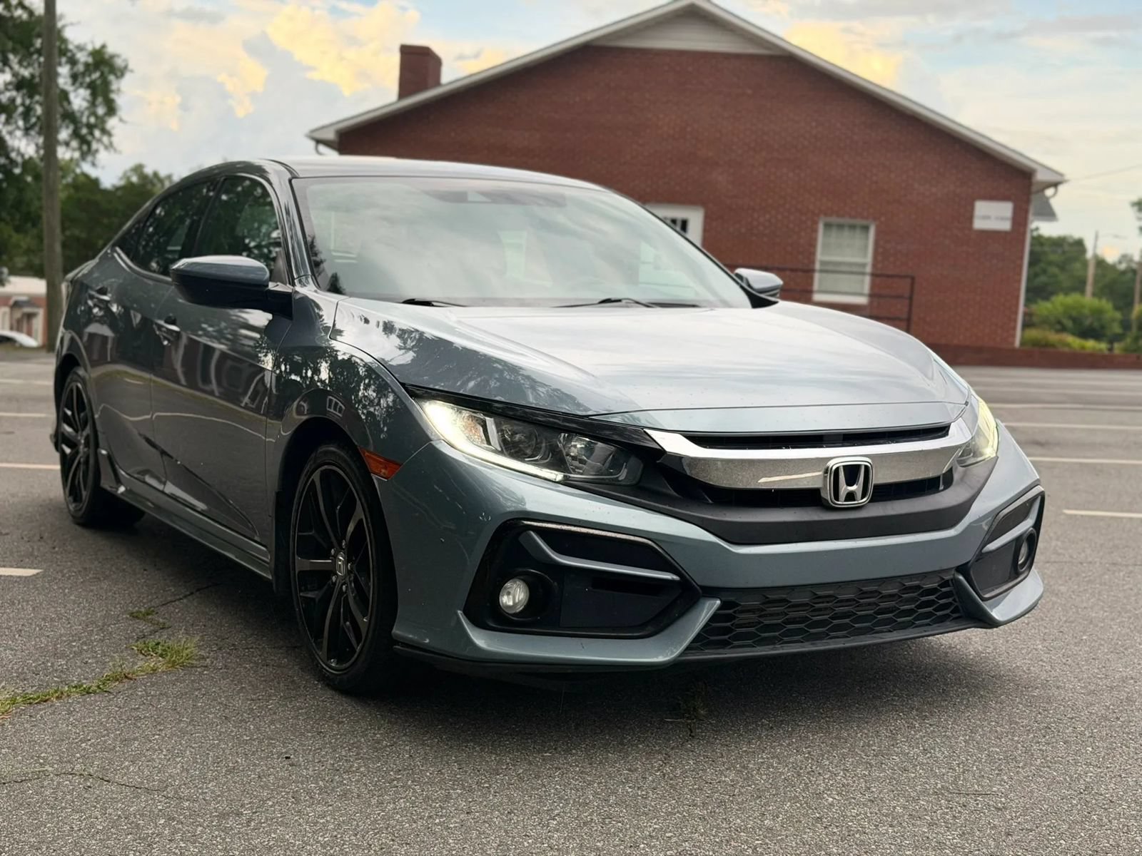 Used 2020 Honda Civic Sport image 7