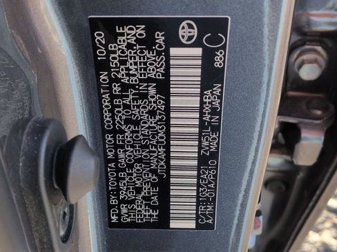 Used 2021 Toyota Prius Limited image 12