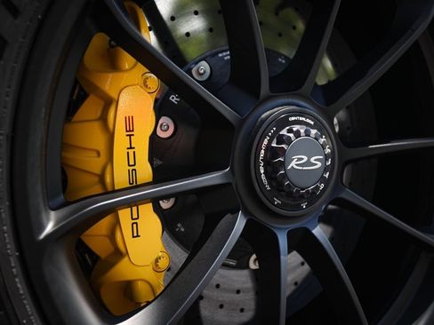 Used 2018 Porsche 911 GT2 RS RWD image 16