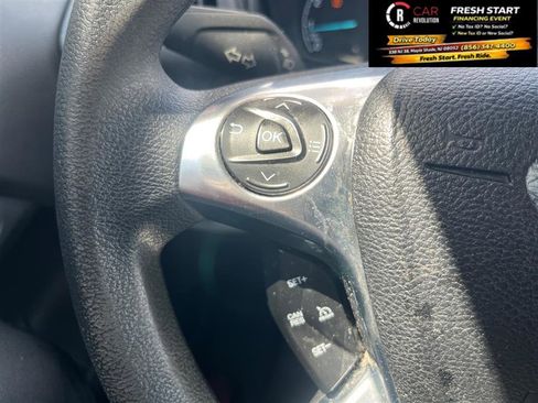 Used 2022 Ford Transit Connect XL image 26