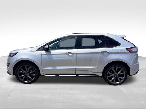 Used 2018 Ford Edge Sport w/ Equipment Group 401A AWD/4WD image 8
