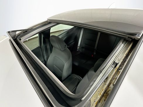 Used 2023 Chevrolet Malibu LT FWD image 20