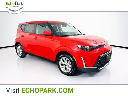 Used 2024 Kia Soul LX w/ Option Group 015