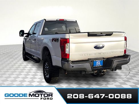 Used 2017 Ford F250 Lariat w/ Chrome Package image 6