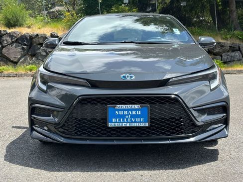 Used 2024 Toyota Corolla SE FWD image 5