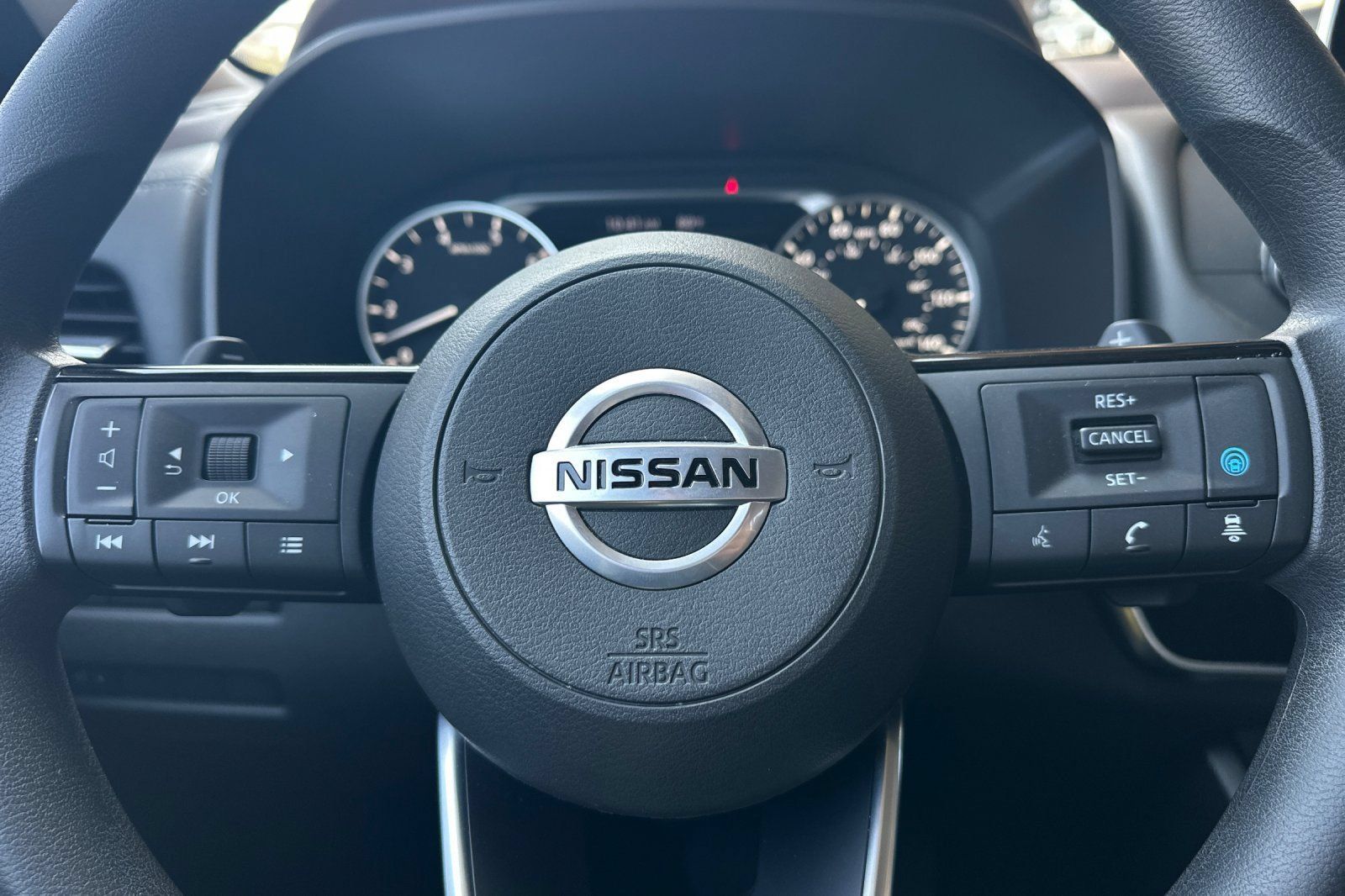Used 2021 Nissan Rogue SV AWD/4WD image 22