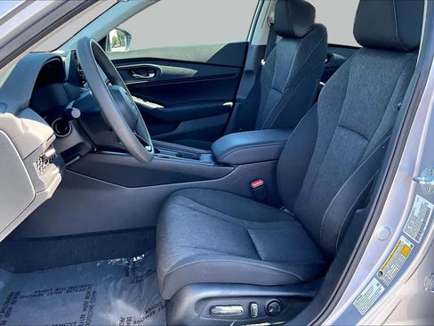 Used 2023 Honda Accord EX image 7