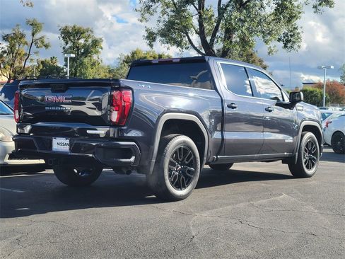 Used 2023 GMC Sierra 1500 Elevation image 2