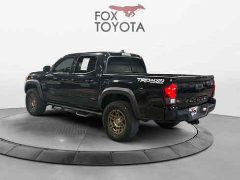 Used 2019 Toyota Tacoma TRD Off-Road image 4
