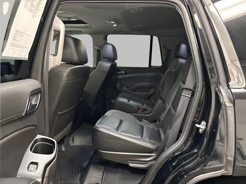 Used 2020 Chevrolet Tahoe LT w/ LT Midnight Edition image 28