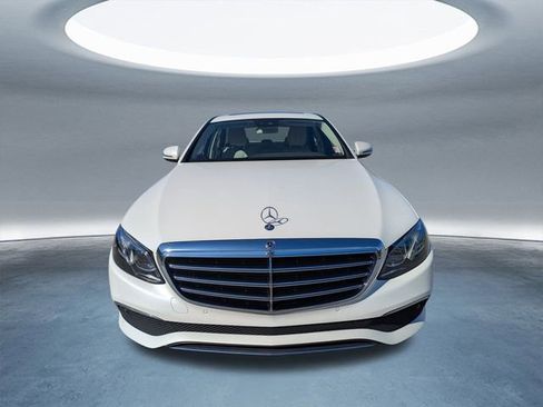 Used 2018 Mercedes-Benz E 400 E 400 image 9
