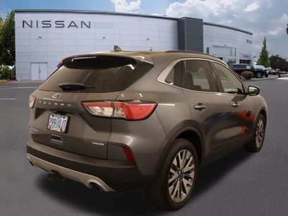 Used 2022 Ford Escape Titanium w/ Class II Trailer Tow Package