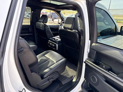 Used 2021 Ford Expedition XLT RWD image 13