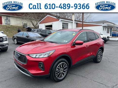 Certified 2024 Ford Escape Base image 1