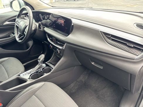 Used 2025 Buick Encore GX Preferred image 28