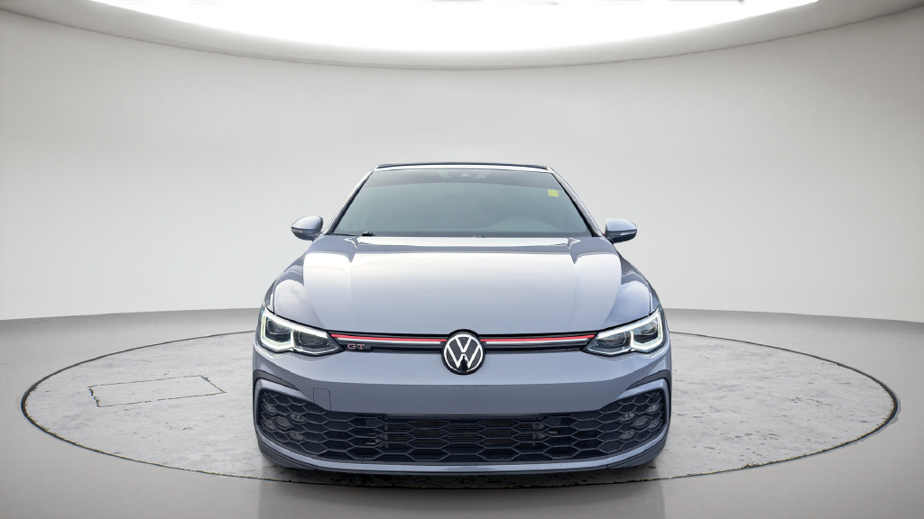 Used 2022 Volkswagen GTI SE FWD image 2