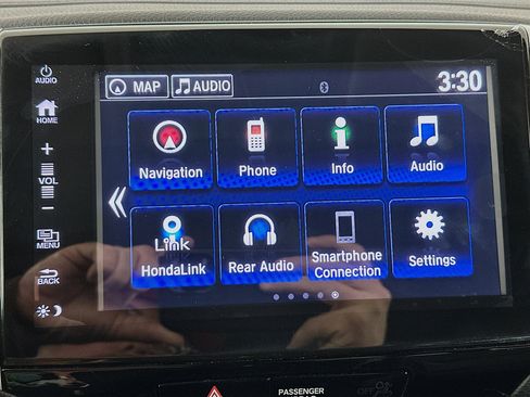 Used 2017 Honda Pilot Elite image 19