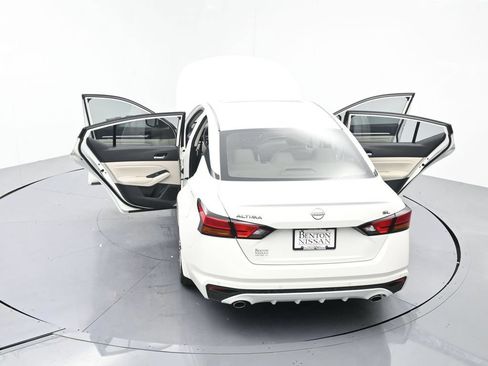 Used 2024 Nissan Altima 2.5 SL FWD image 24