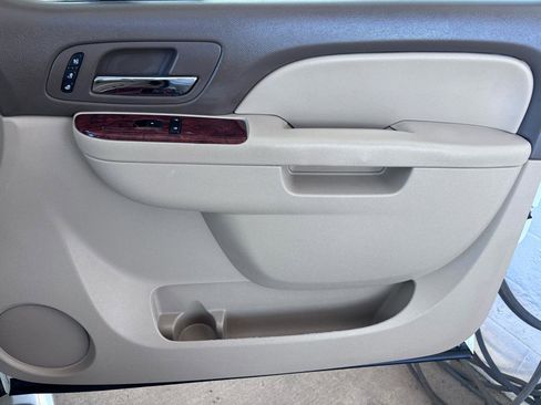 Used 2014 GMC Sierra 2500 SLT w/ SLT Convenience Package image 28