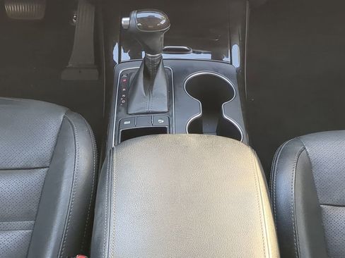 Used 2017 Kia Sorento EX w/ EX Premium Package image 19