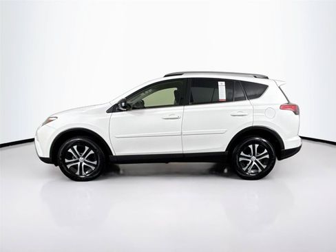 Used 2018 Toyota RAV4 LE w/ All Weather Liner Package AWD/4WD image 12