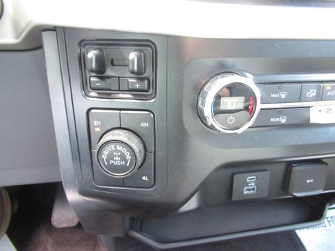 Used 2021 Ford F150 XLT w/ Equipment Group 301A Mid AWD/4WD image 26
