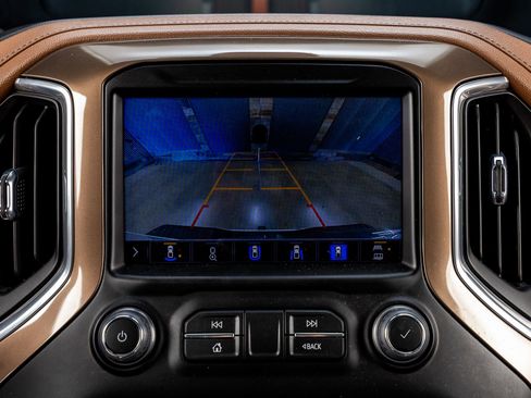 Used 2023 Chevrolet Silverado 3500 High Country image 27