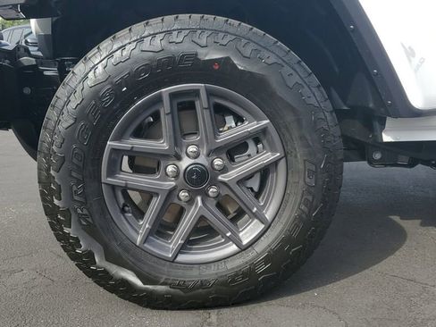 New 2026 Jeep Gladiator Sport image 7