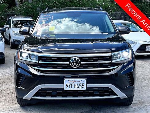 Used 2021 Volkswagen Atlas SE image 2