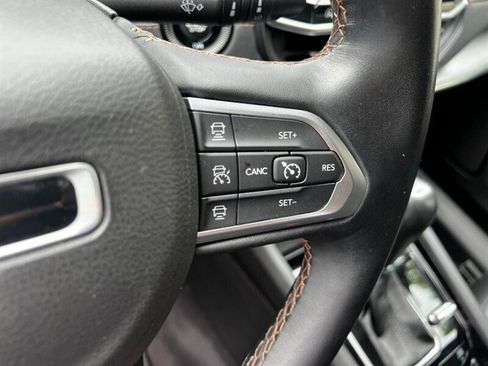 Used 2022 Jeep Compass Limited AWD/4WD image 28