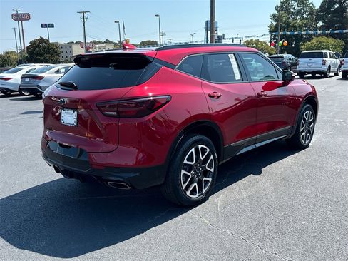 Used 2023 Chevrolet Blazer RS image 3