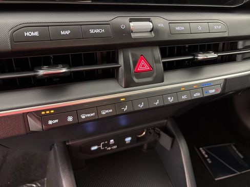 New 2026 Kia K4 FWD image 40