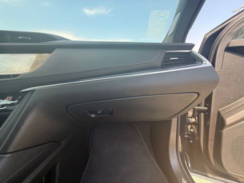 Certified 2024 Cadillac XT5 Premium Luxury AWD/4WD image 31