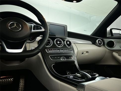 Used 2018 Mercedes-Benz C 300 Cabriolet image 11