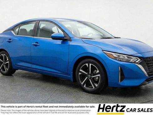 Used 2025 Nissan Sentra SV image 1