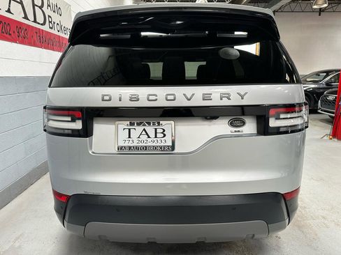 Used 2018 Land Rover Discovery SE AWD/4WD image 4