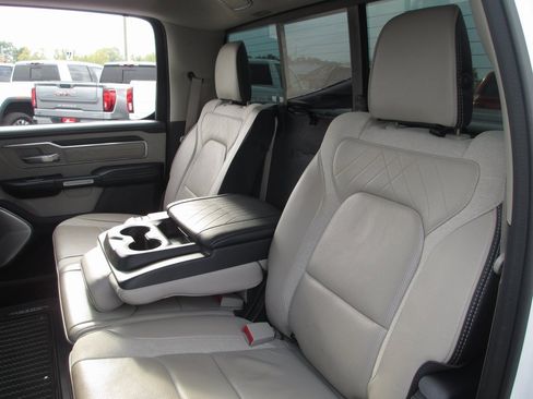 Used 2022 RAM 1500 Limited image 19