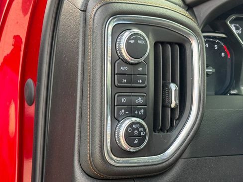 Used 2022 GMC Sierra 2500 AT4 w/ AT4 Preferred Package AWD/4WD image 35