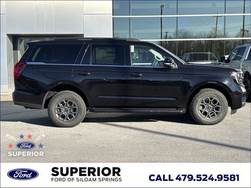 New 2026 Ford Expedition Active RWD image 2
