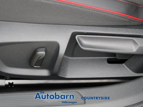 New 2026 Volkswagen GTI SE FWD image 10