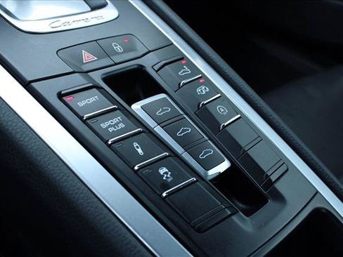 Used 2013 Porsche 911 Carrera 4S AWD/4WD image 26