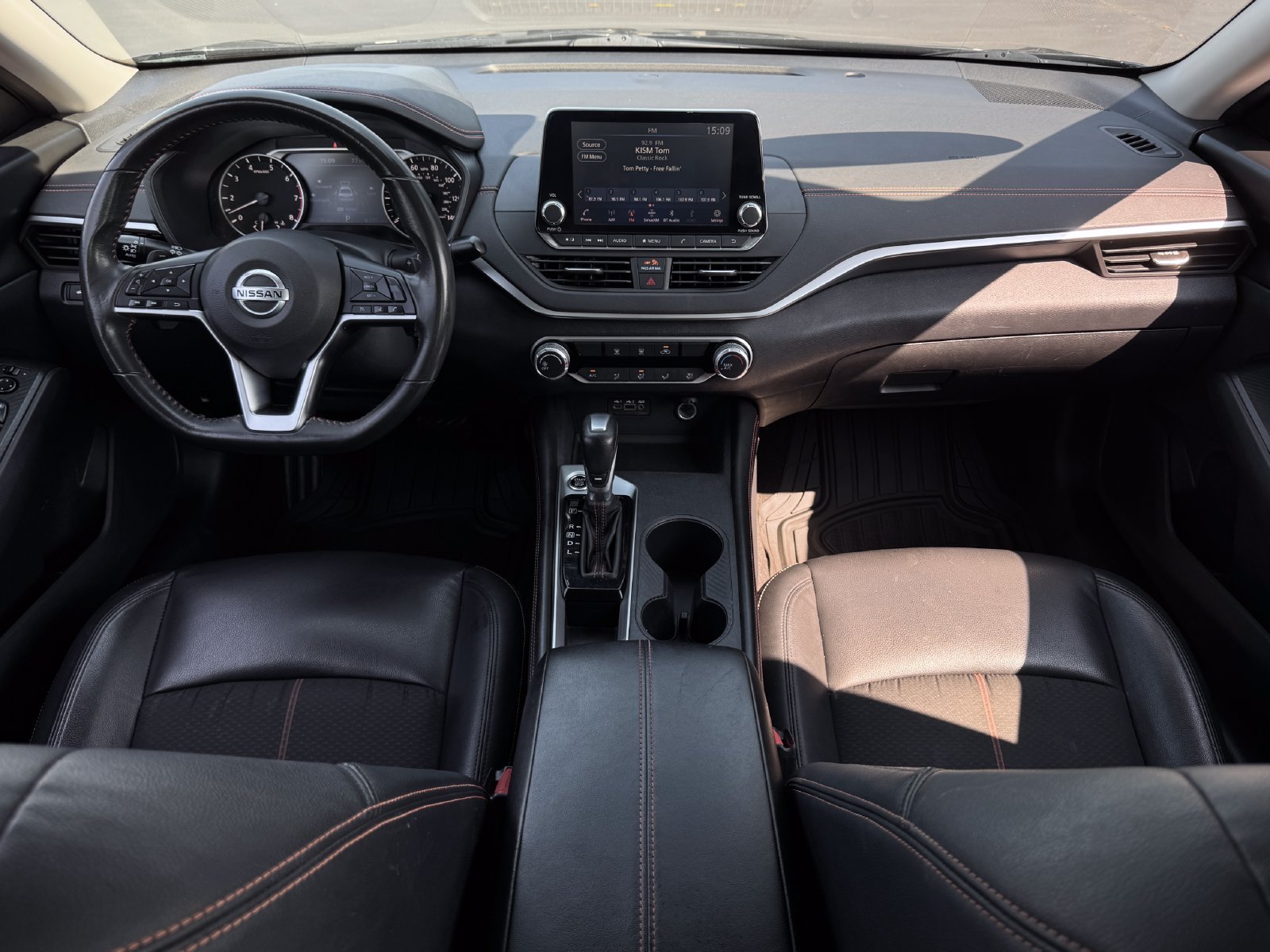 Used 2022 Nissan Altima 2.5 SR FWD image 14