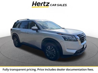 Used 2025 Nissan Pathfinder SV