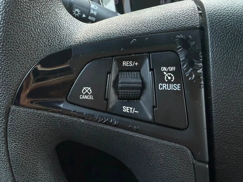Used 2017 GMC Terrain SLE FWD image 30