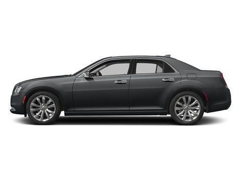 Used 2017 Chrysler 300 C w/ Safetytec Plus Group AWD/4WD image 3