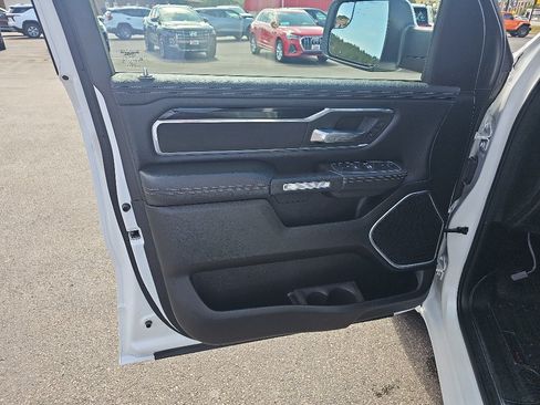 Used 2022 RAM 1500 Laramie w/ Sport Appearance Package AWD/4WD image 10