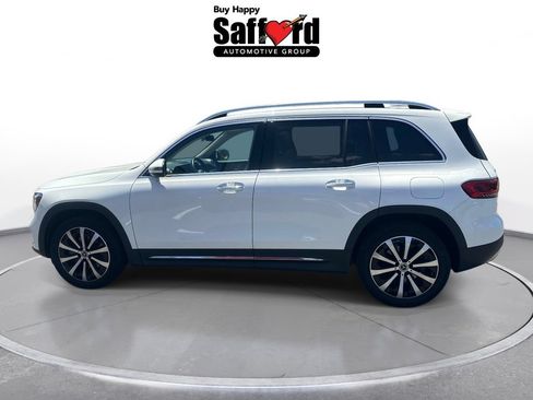 Used 2023 Mercedes-Benz GLB 250 4MATIC w/ Premium Package image 5